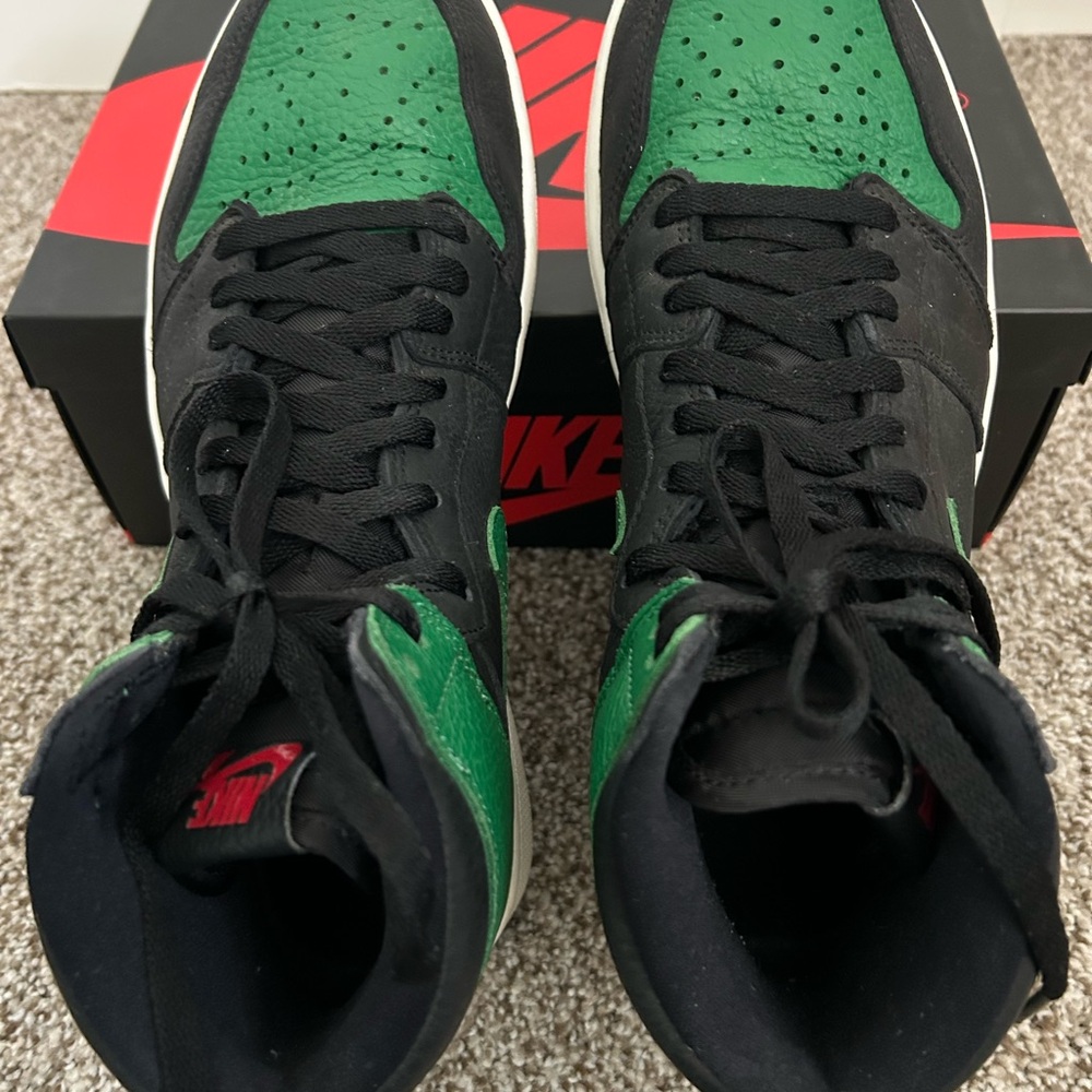 Nike Black and Green High-Top Sneakers